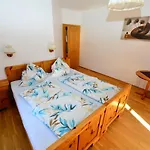 Haus Brandner Apartament